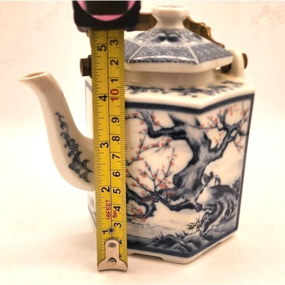 VTG Asian Dolphin China Teapot and Cups Set, Dynasty Blue & White Brass Handle - Picture 7 of 15